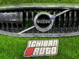 Решетка радиатора VOLVO V40 MV 31425338 3 ракурс