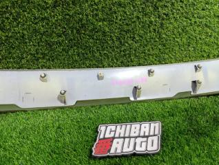 Накладка 5-й двери NISSAN CUBE BZ11 908103U001 3 ракурс