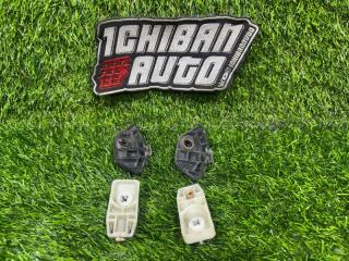 Крепление бампера заднее TOYOTA BB NCP31 52576-52030 2 ракурс