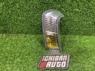 Габарит передний правый TOYOTA GRAND HIACE