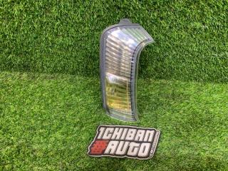 Габарит правый передний TOYOTA HIACE REGIUS KCH40 8173026010 2 ракурс