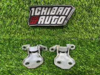 Запчасть петля дверная передняя правая MAZDA DEMIO