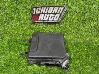 Запчасть блок предохранителей под капот RENAULT MEGANE