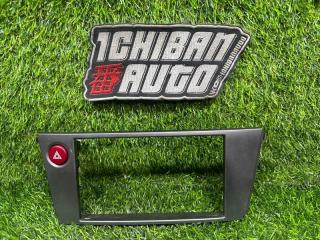 Консоль магнитофона SUBARU LEGACY