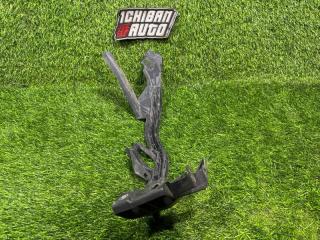 Крепление бампера переднее левое IMPREZA GP7