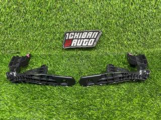 Крепление бампера заднее DAIHATSU TANTO LA650S 52156-B2400 3 ракурс Крепление бампера заднее DAIHATSU TANTO LA650S 52156-B2400 3 ракурс