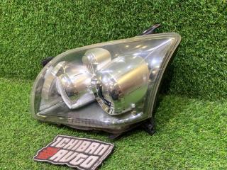Фара левая передняя TOYOTA AVENSIS AZT255 8117005220 2 ракурс Фара левая передняя TOYOTA AVENSIS AZT255 8117005220 2 ракурс