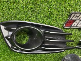 Очки на противотуманки передние SUZUKI SWIFT ZC32S 35500-63J11-000 4 ракурс Очки на противотуманки передние SUZUKI SWIFT ZC32S 35500-63J11-000 4 ракурс