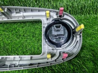 Консоль магнитофона TOYOTA VITZ NCP135 55470-52060 5 ракурс
