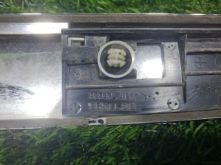 Накладка 5-й двери задняя SUZUKI ALTO HA36S 83940-74P00 5 ракурс