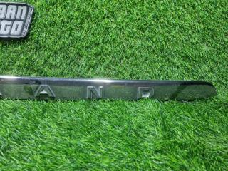 Накладка 5-й двери задняя NISSAN ELGRAND E52 908101JB0A 4 ракурс