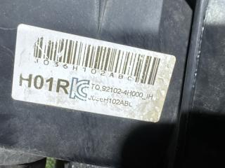 Фара правая передняя HYUNDAI GRAND STAREX TQ D4CB 921024H000 5 ракурс
