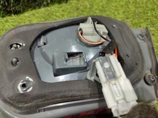 Стоп-вставка левая задняя HYUNDAI SONATA NF L4KA 924033K000 5 ракурс