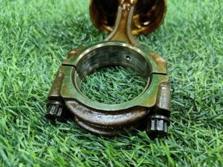Поршень TOYOTA PROGRES JCG15 1JZ-GE 13101-46071 3 ракурс