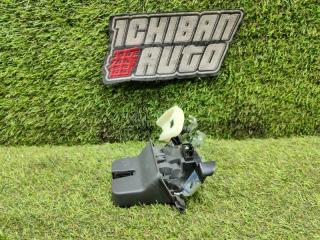 Замок багажника VOLKSWAGEN PASSAT 362 CFFB 561827505 4 ракурс