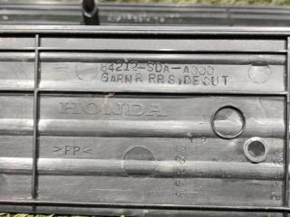 Накладка на порог HONDA ACCORD CM6 J30A4 84212-SDA-A000 5 ракурс