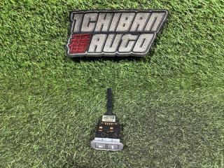 Кнопка открывания багажника SORENTO 2004 BL D4CB