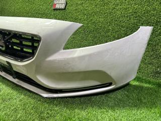 Бампер передний VOLVO V40 MV 2 ракурс