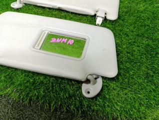 Козырек от солнца TOYOTA ISIS ZNM10 7431044160 3 ракурс