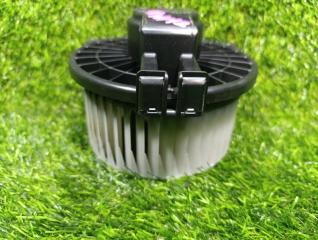 Мотор печки TOYOTA ISIS ANM15 8710344080 3 ракурс