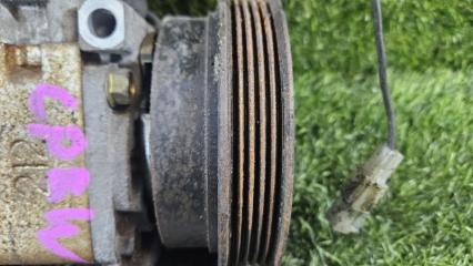 Компрессор кондиционера MAZDA PREMACY CP8W C10061450 2 ракурс