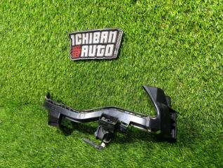 Крепление фары правое переднее SUBARU IMPREZA GP2 57707FJ000 3 ракурс