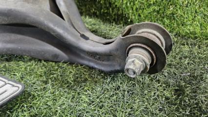Рычаг правый задний HONDA STEPWGN RF3 52355-S7S-J00 3 ракурс