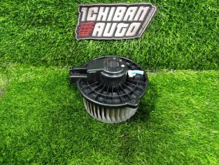 Мотор печки TOYOTA ISIS ZNM10 8710344080 5 ракурс