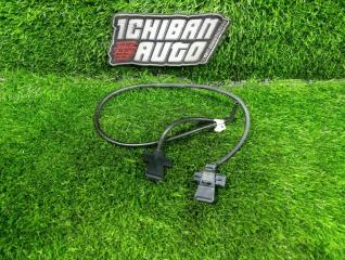 Запчасть форсунка омывателя передняя NISSAN MARCH