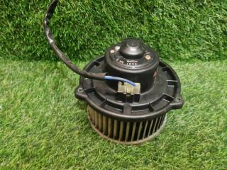 Мотор печки MITSUBISHI DEBONAIR S22A MR117218 3 ракурс Мотор печки MITSUBISHI DEBONAIR S22A MR117218 3 ракурс