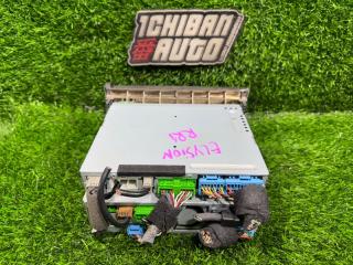 Cd-чейнджер HONDA ELYSION RR1 39540-SJK-J013-M1 4 ракурс