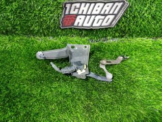 Датчик пневмоподвески левый задний TOYOTA CROWN MAJESTA UZS186 89408-30130 5 ракурс