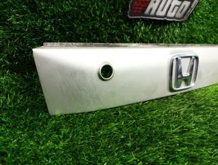 Накладка 5-й двери задняя HONDA CAPA GA4 74890-S2G-000ZA 2 ракурс