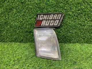 Габарит передний правый TOYOTA CROWN