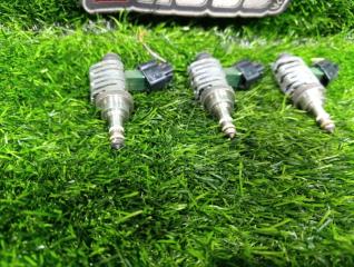 Форсунка инжекторная TOYOTA MARK X GRX120 4GR-FSE 2325031020 3 ракурс