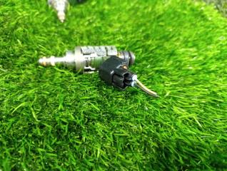 Форсунка инжекторная TOYOTA MARK X GRX120 4GR-FSE 23250-31020 5 ракурс