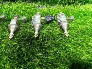 Форсунка инжекторная TOYOTA MARK X GRX120 4GR-FSE 23250 31020 4 ракурс