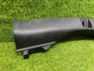 Накладка замка багажника задняя HONDA EDIX BE3 84640-SJD-003 2 ракурс