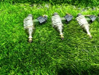 Форсунка инжекторная TOYOTA MARK X GRX120 4GR-FSE 23250-31020 3 ракурс