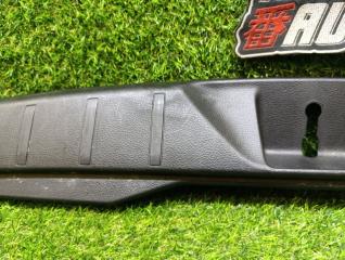 Накладка замка багажника задняя FORESTER SJ5