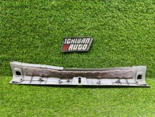 Накладка замка багажника задняя PREMACY CP8W