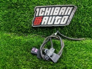 Запчасть форсунка омывателя передняя NISSAN MARCH