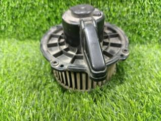 Мотор печки ISUZU ELF NKS66G 8972119500 4 ракурс Мотор печки ISUZU ELF NKS66G 8972119500 4 ракурс