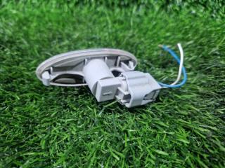 Поворотник в крыле левый передний TOYOTA WISH ZGE25 8173012240 3 ракурс