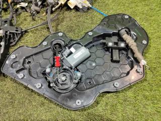 Доводчик двери левый задний AUDI A8 4H2 CDSB 4H0839015C 2 ракурс