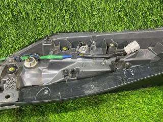 Стоп-сигнал правый задний TOYOTA VOXY ZWR80 8155128560 4 ракурс