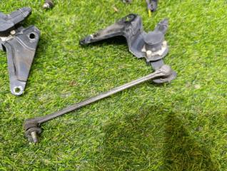 Датчик пневмоподвески TOYOTA CROWN MAJESTA UZS186 89405-30110 5 ракурс