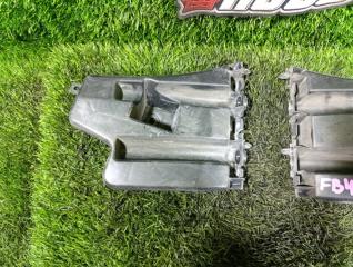 Крепление бампера переднее VOLVO S60 FB416 30796625 2 ракурс