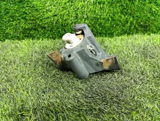 Туманка правая передняя TOYOTA NOAH AZR60 81210-52053 5 ракурс