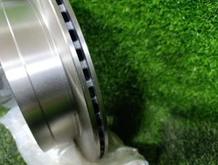 Тормозной диск задний TOYOTA Land Cruiser URJ200 4243160290 5 ракурс